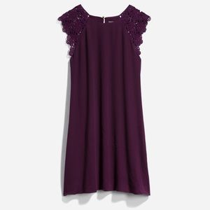 Kensie dress with crochet detail